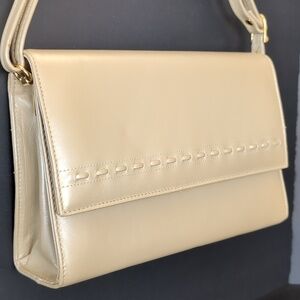 Vintage Leco Canada Beige Leather Womans Shoulder Bag.